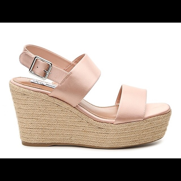 Steve Madden Shoes - Pink Steve Madden wedges